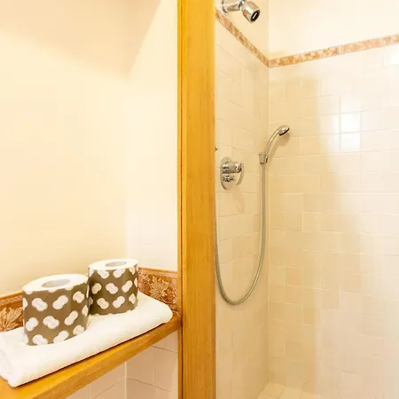 Thiago By Halldis Florenz